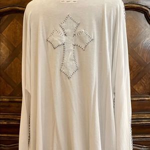 Made on Grand Unique Top. Size L. 3/4 Sleeve. Hand made in NYC. Cross Appliqué